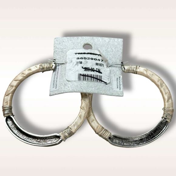 Free People Whitney Hoops Neutral Silver NWT Western Bohemian Earrings Stones - Picture 9 of 11